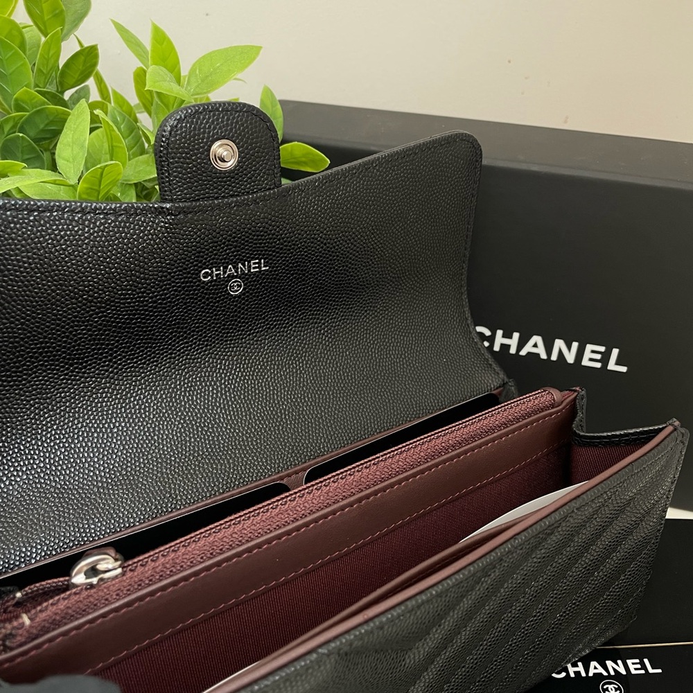 Chanel Black caviar leather Chevron silver hardware long Wallet - Picture 3 of 4